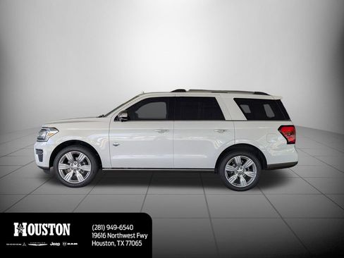 Used 2024 Ford Expedition King Ranch image 6
