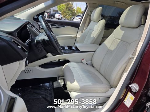 Used 2017 Lincoln MKX Black Label w/ Driver Assistance Package FWD image 9