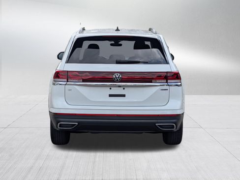 Used 2024 Volkswagen Atlas SE AWD/4WD image 6