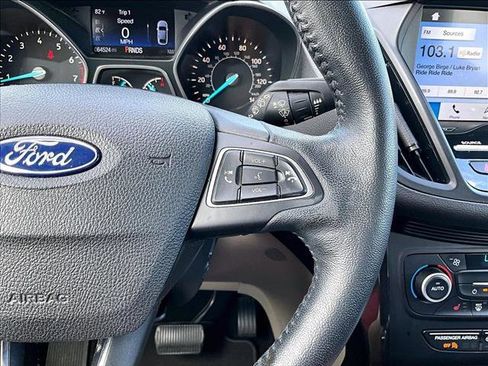 Used 2019 Ford Escape Titanium FWD image 21