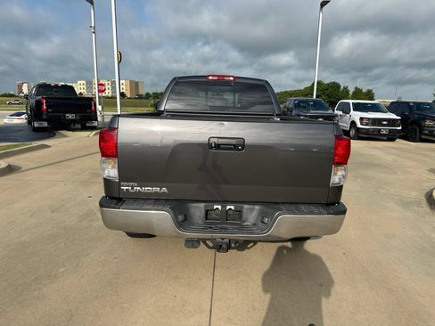 Used 2012 Toyota Tundra 2WD Double Cab w/ SR5 Pkg image 4