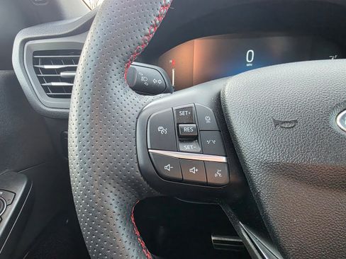 Certified 2023 Ford Escape ST-Line w/ Tech Pack #1 image 12