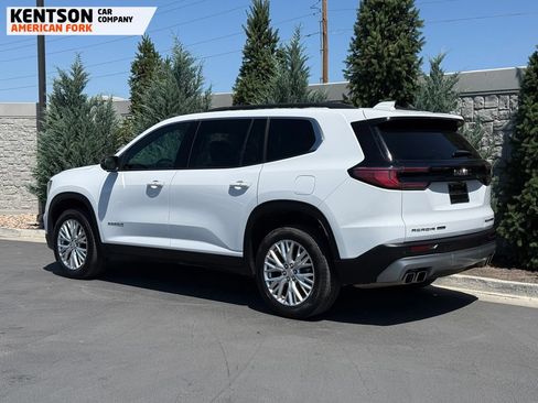 Used 2024 GMC Acadia Elevation AWD/4WD image 5