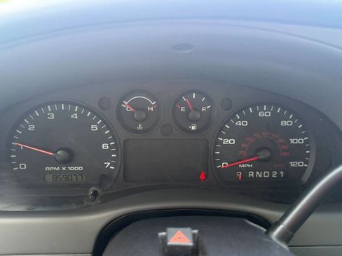 Used 2011 Ford Ranger XLT AWD/4WD image 27