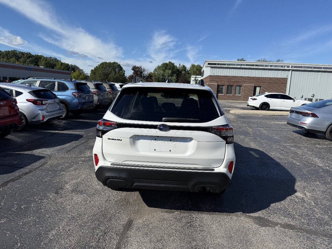 Used 2025 Subaru Forester Premium w/ Convenience Package #1 AWD/4WD image 6