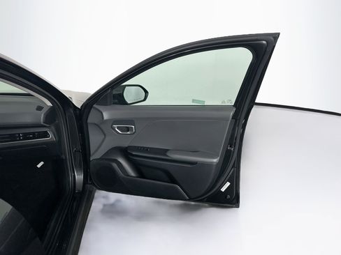 Used 2025 Kia K4 FWD image 30