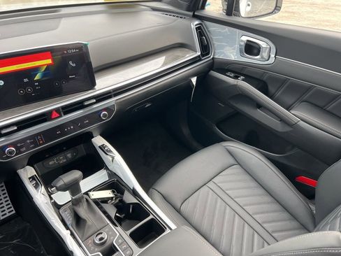 New 2026 Kia Sorento SX Prestige AWD/4WD image 12