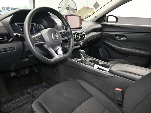 Used 2023 Nissan Sentra SV image 12
