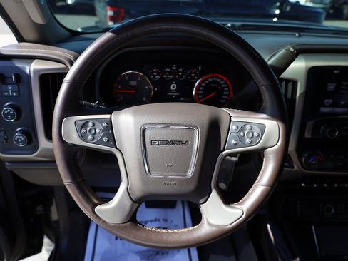 Used 2015 GMC Sierra 2500 Denali w/ Duramax Plus Package image 13