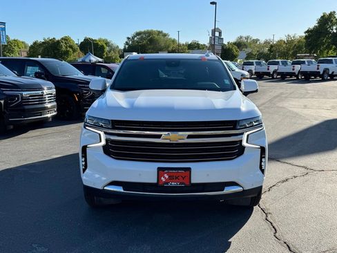 Used 2023 Chevrolet Tahoe LT w/ LT Signature Package AWD/4WD image 4