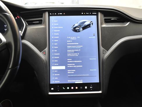 Used 2018 Tesla Model S 75D image 35