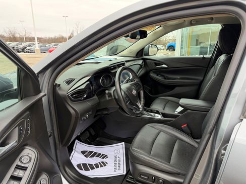 Certified 2022 Buick Encore GX Essence image 14