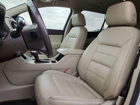 Used 2018 GMC Acadia Denali image 15