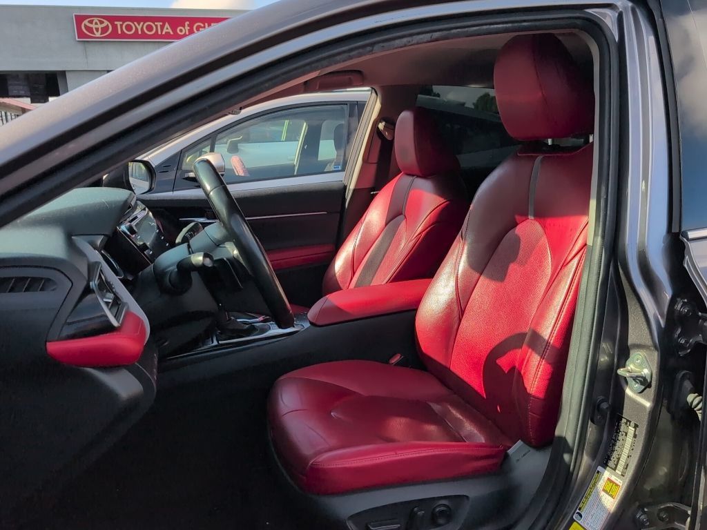 Used 2020 Toyota Camry XSE w/ Navigation Package FWD image 8