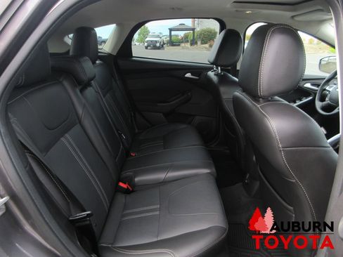 Used 2014 Ford Focus Titanium image 14
