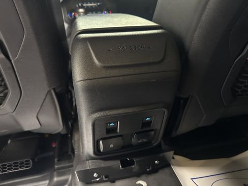 Used 2022 Ford Bronco Badlands w/ Sasquatch Package image 25