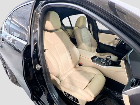 Used 2020 BMW 330i 330i w/ Convenience Package image 22