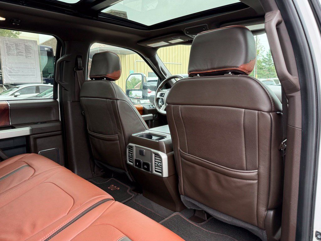 Used 2019 Ford F350 King Ranch w/ King Ranch Ultimate Package AWD/4WD image 18
