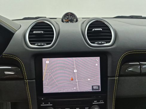 Certified 2020 Porsche 718 Cayman GT4 RWD image 14