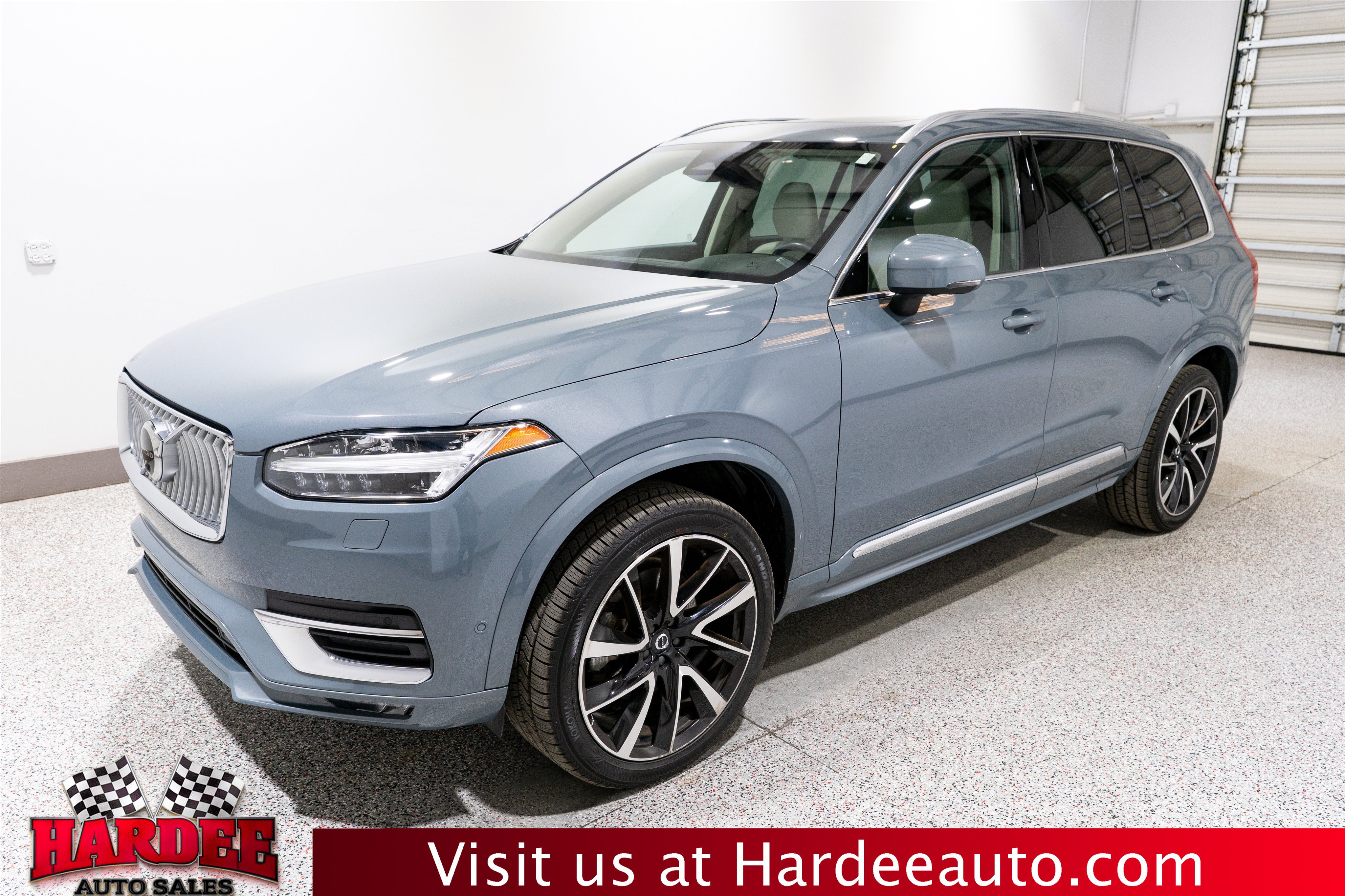 Used 2023 Volvo XC90 B6 Plus w/ Protection Package Premier AWD/4WD image 2