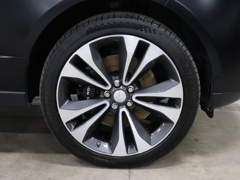 Used 2020 Land Rover Range Rover SV Autobiography Dynamic image 41