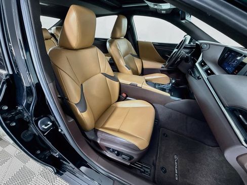 Certified 2020 Lexus ES 350 w/ Accessory Package 2 FWD image 29