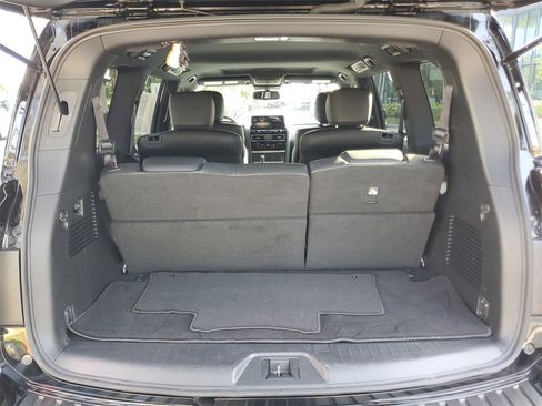 Certified 2023 Nissan Armada SL w/ Midnight Edition Package image 8