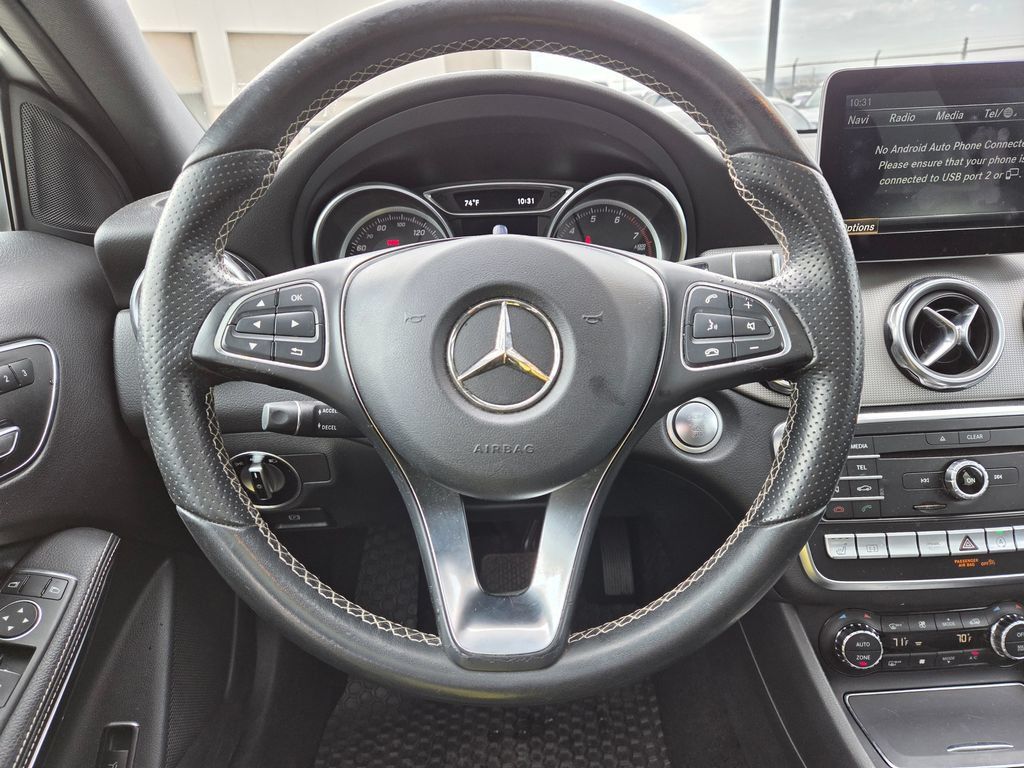 Used 2018 Mercedes-Benz GLA 250 4MATIC image 16