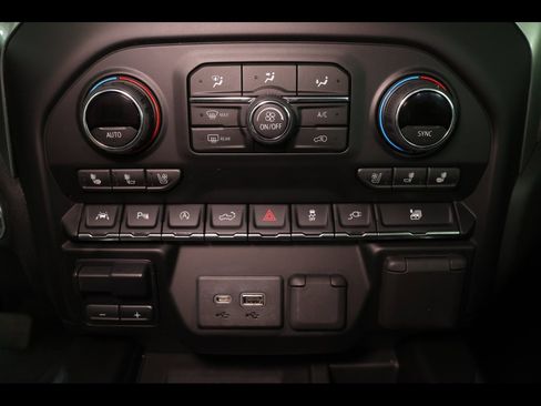 Used 2020 Chevrolet Silverado 1500 LTZ w/ LTZ Premium Package image 30