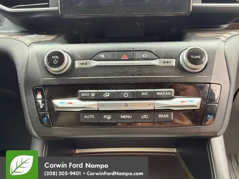 Used 2020 Ford Explorer Limited AWD/4WD image 10