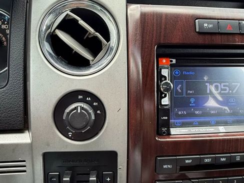 Used 2012 Ford F150 Lariat w/ Lariat Chrome Pkg image 25