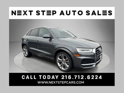 Used 2018 Audi Q3 2.0T Premium Plus w/ Premium Plus Package AWD/4WD image 1