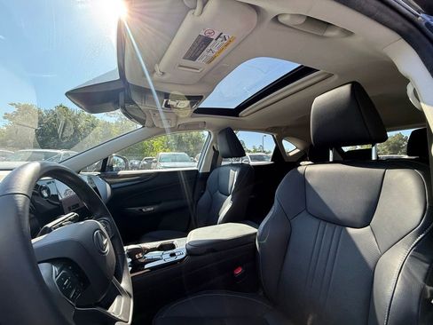 Used 2024 Lexus NX 250 FWD image 19