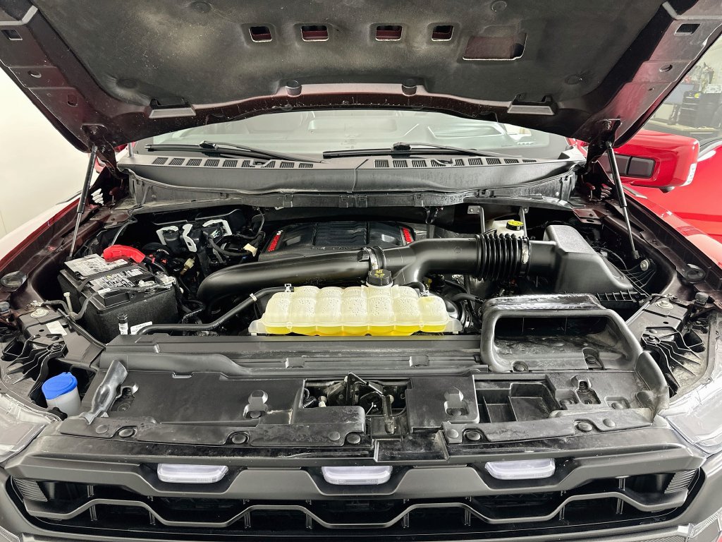 Used 2025 Ford F150 Raptor AWD/4WD image 30