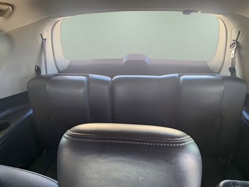 Used 2023 Nissan Armada SL RWD image 23