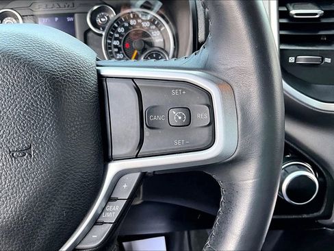 Used 2022 RAM 1500 Big Horn AWD/4WD image 18