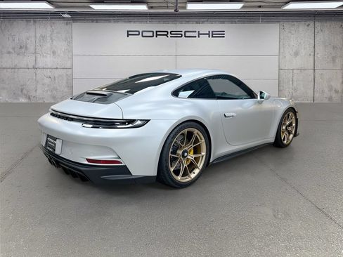 Certified 2024 Porsche 911 GT3 RWD image 9