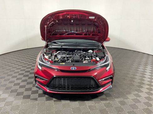 Used 2025 Toyota Corolla SE image 6