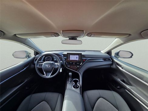 Used 2024 Toyota Camry LE image 29