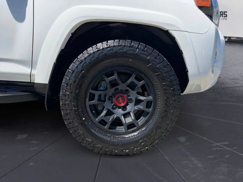 Used 2022 Toyota 4Runner SR5 Premium w/ TRD Black Wheel Package (TMS) AWD/4WD image 33