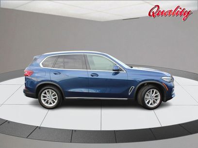 Used 2021 BMW X5 xDrive40i w/ Luxury Seating Package 2