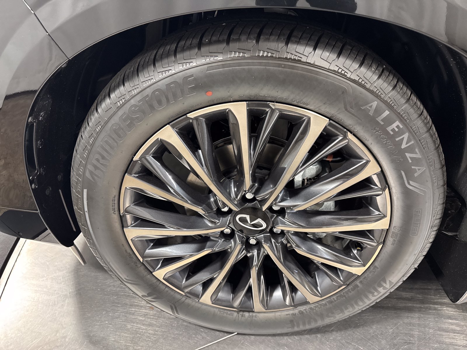 New 2026 INFINITI QX80 Autograph AWD/4WD image 2