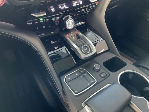 Used 2023 Acura MDX SH-AWD w/ Advance Package image 19