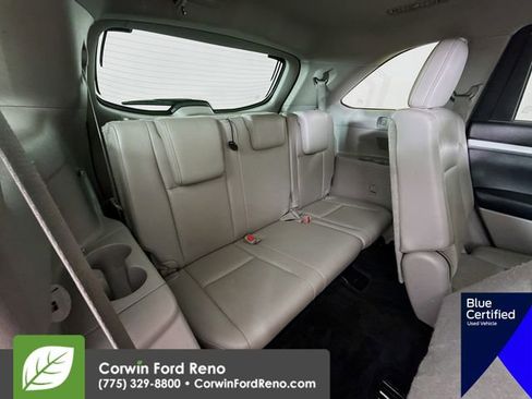Used 2018 Toyota Highlander XLE w/ Protection Package #3 AWD/4WD image 38