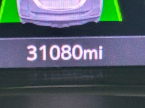 Used 2023 Chevrolet Equinox LT image 37