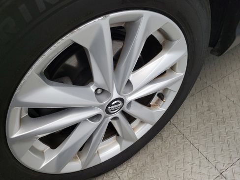 Used 2019 Nissan Rogue Sport S w/ Appearance Package image 31