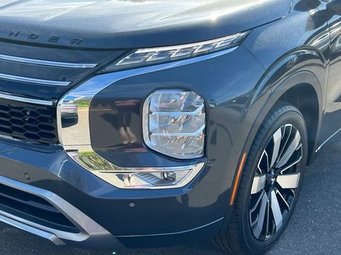 New 2026 Mitsubishi Outlander SEL image 9