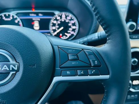 New 2025 Nissan Sentra SV w/ SV Premium Package image 21