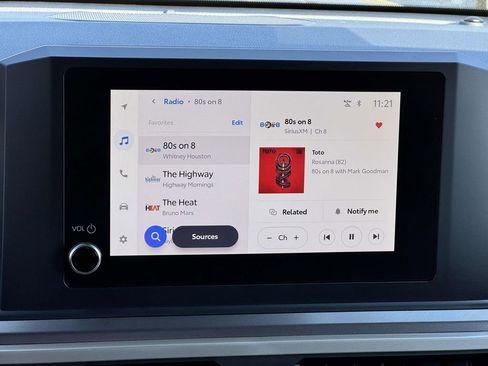 Used 2025 Toyota Tacoma TRD Sport image 3