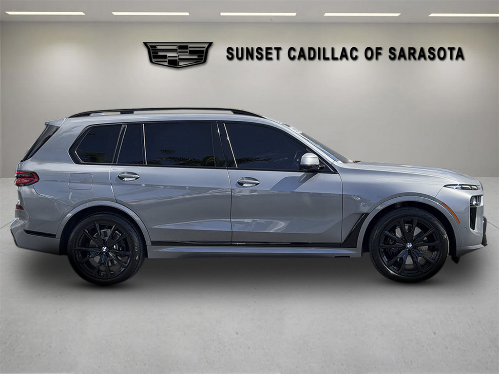 Used 2024 BMW X7 xDrive40i w/ Executive Package AWD/4WD image 8
